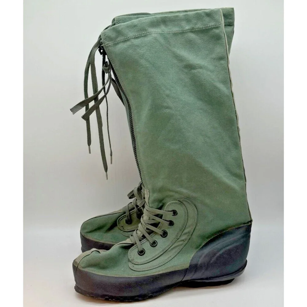 Vintage 80s Air Force Extreme Cold Weather Boots N-1B Medium Mukluks Socks USAF